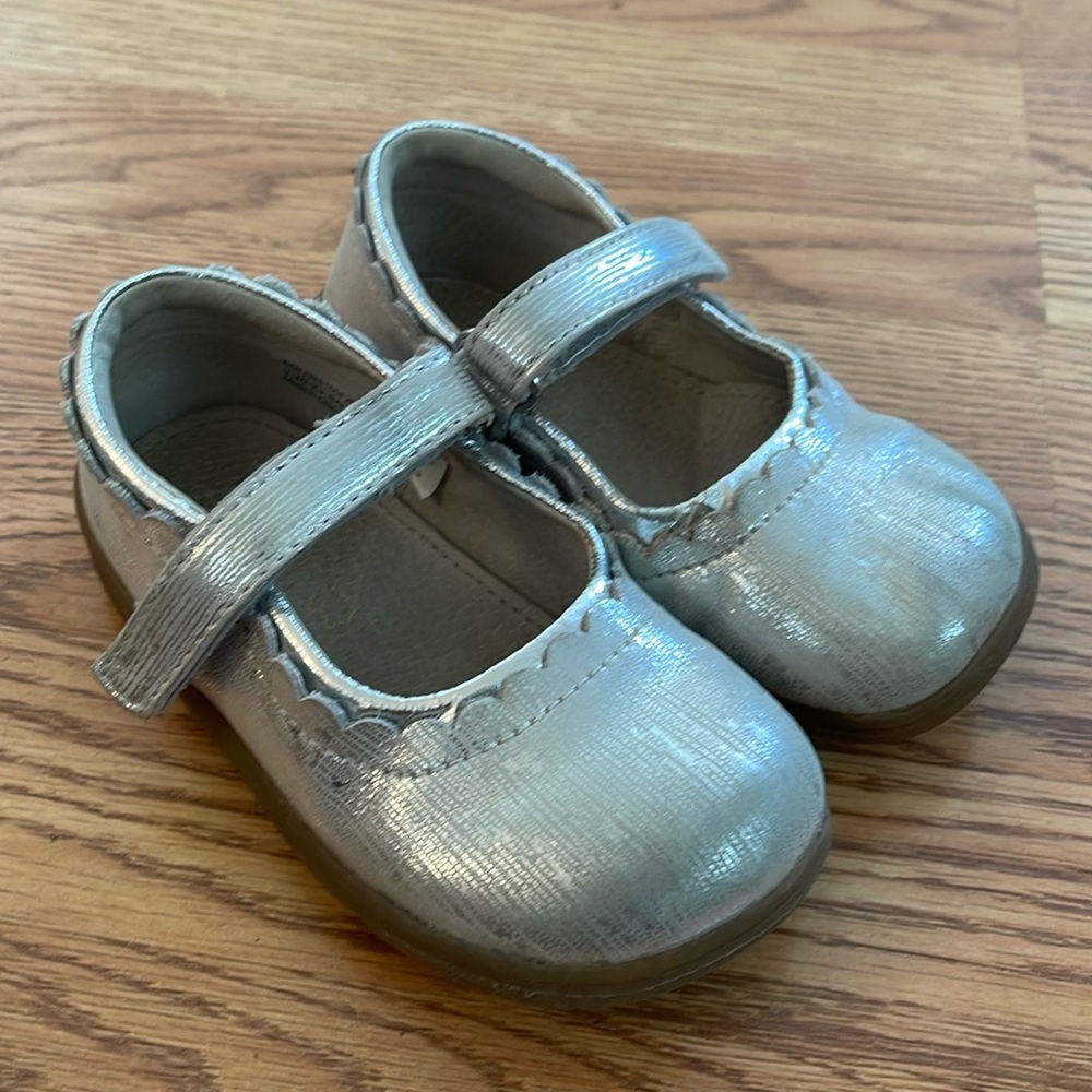 See Kai Run Jane 2 Mary Jane Size 9 Silver Metallic